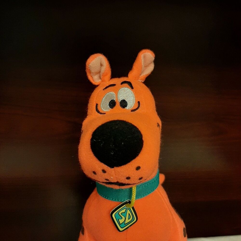 Toy Factory Scooby Doo Plush Neon Pink/Orange Stuffed Plush Toy 9" - Picture 5 of 7